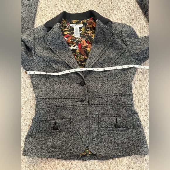 CAbi Gray Tailored Blazer size 6 - Picture 9 of 10